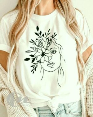 Camisetas básica dama rostro de flores