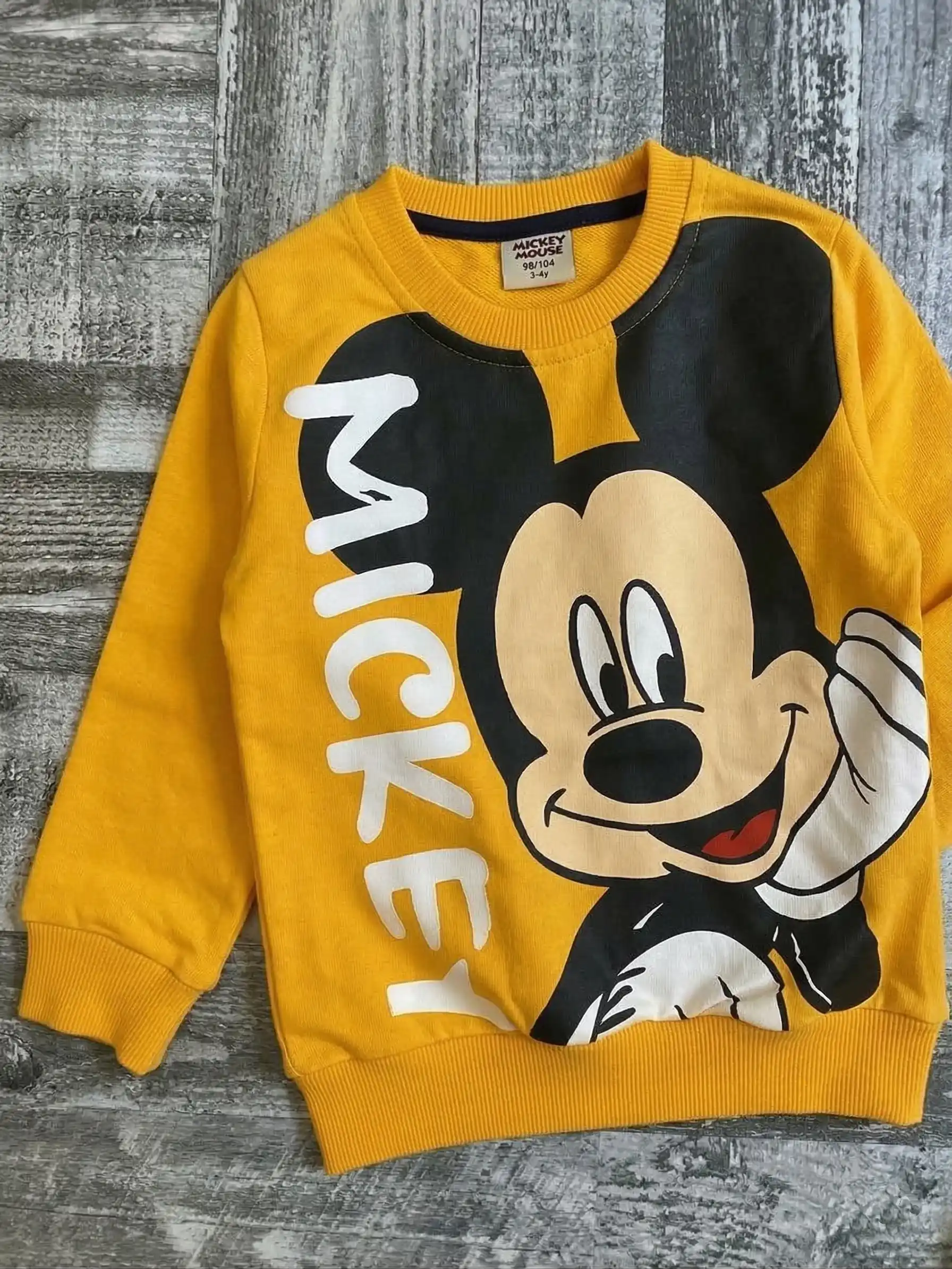 Conjunto Mickey (Buso + Sudadera) vista 2