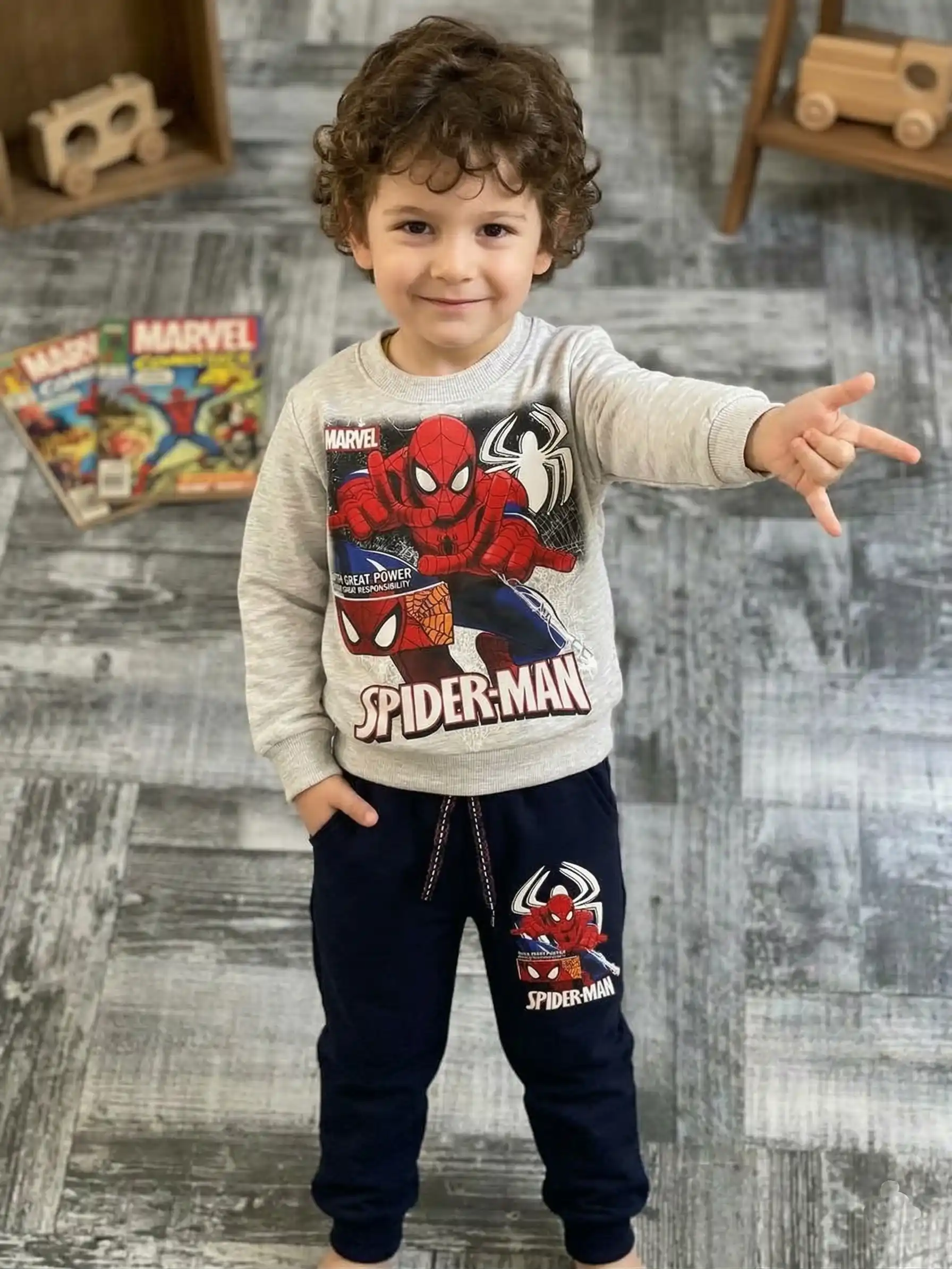 Conjunto Spider-Man "Red Web-Crawler" vista 2