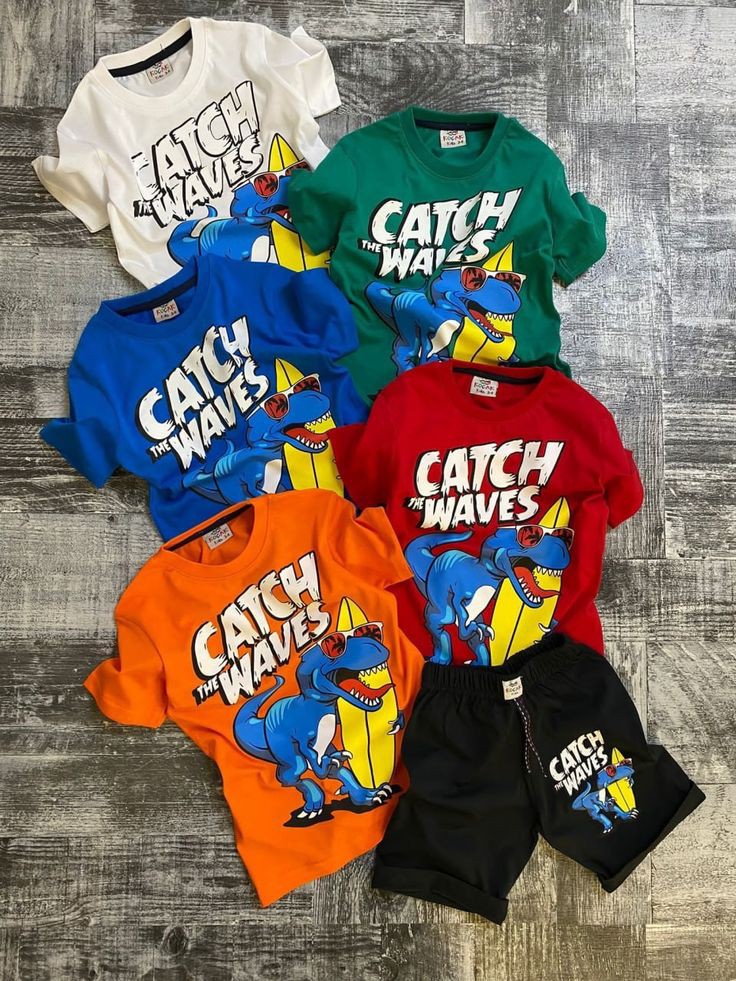 Conjunto "Dino Surf - Catch the Waves vista 2