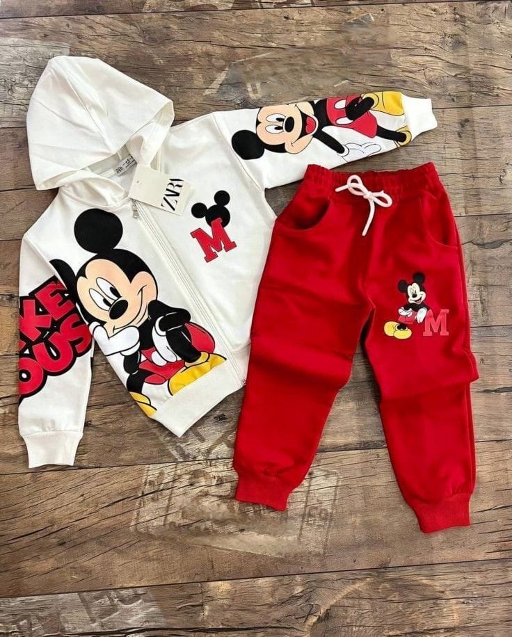 Conjunto Mickey "Superstar" (Buzo con Capucha + Jogger)