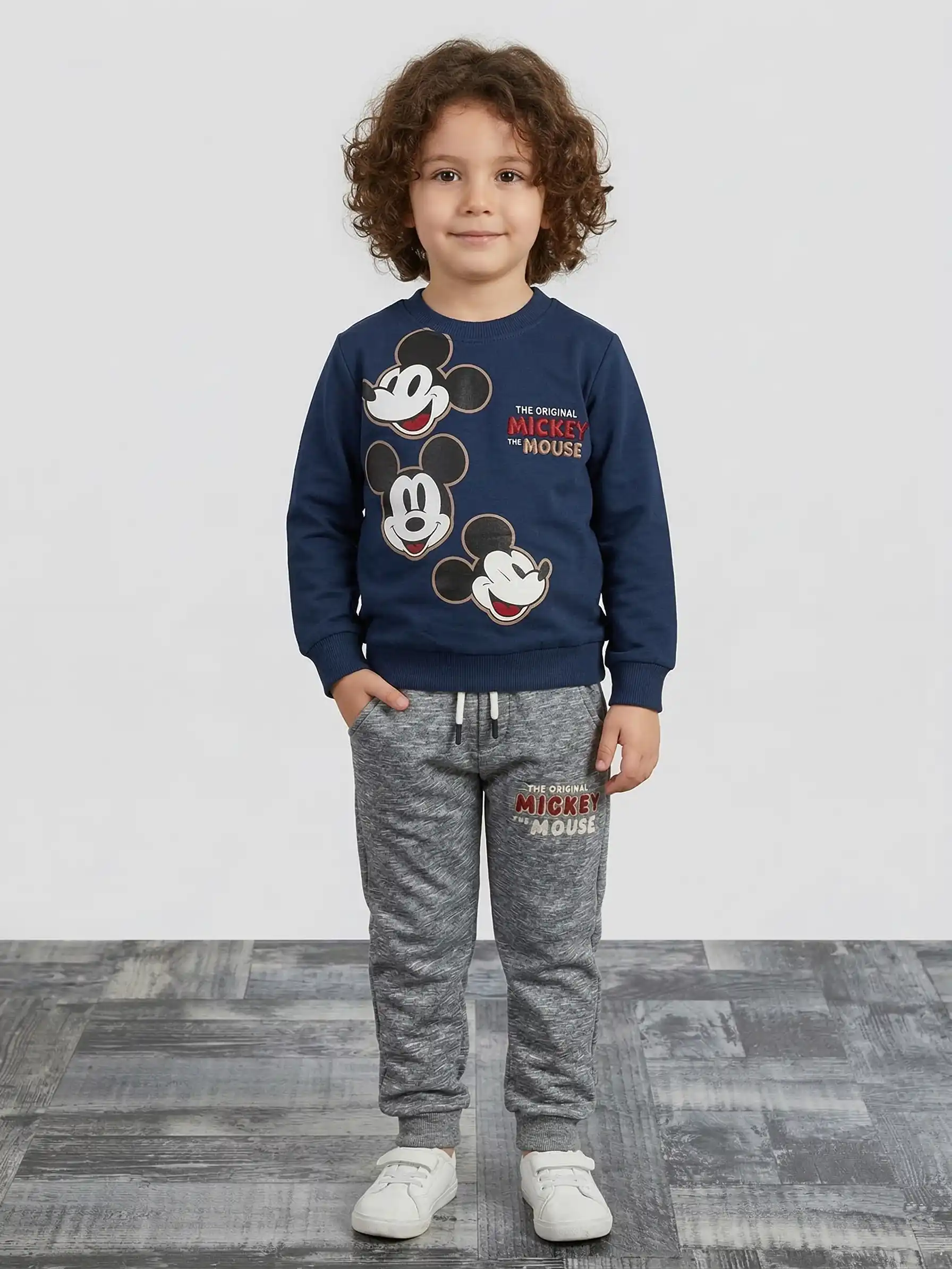 Conjunto Mickey Mouse "Happy Energy" vista 3
